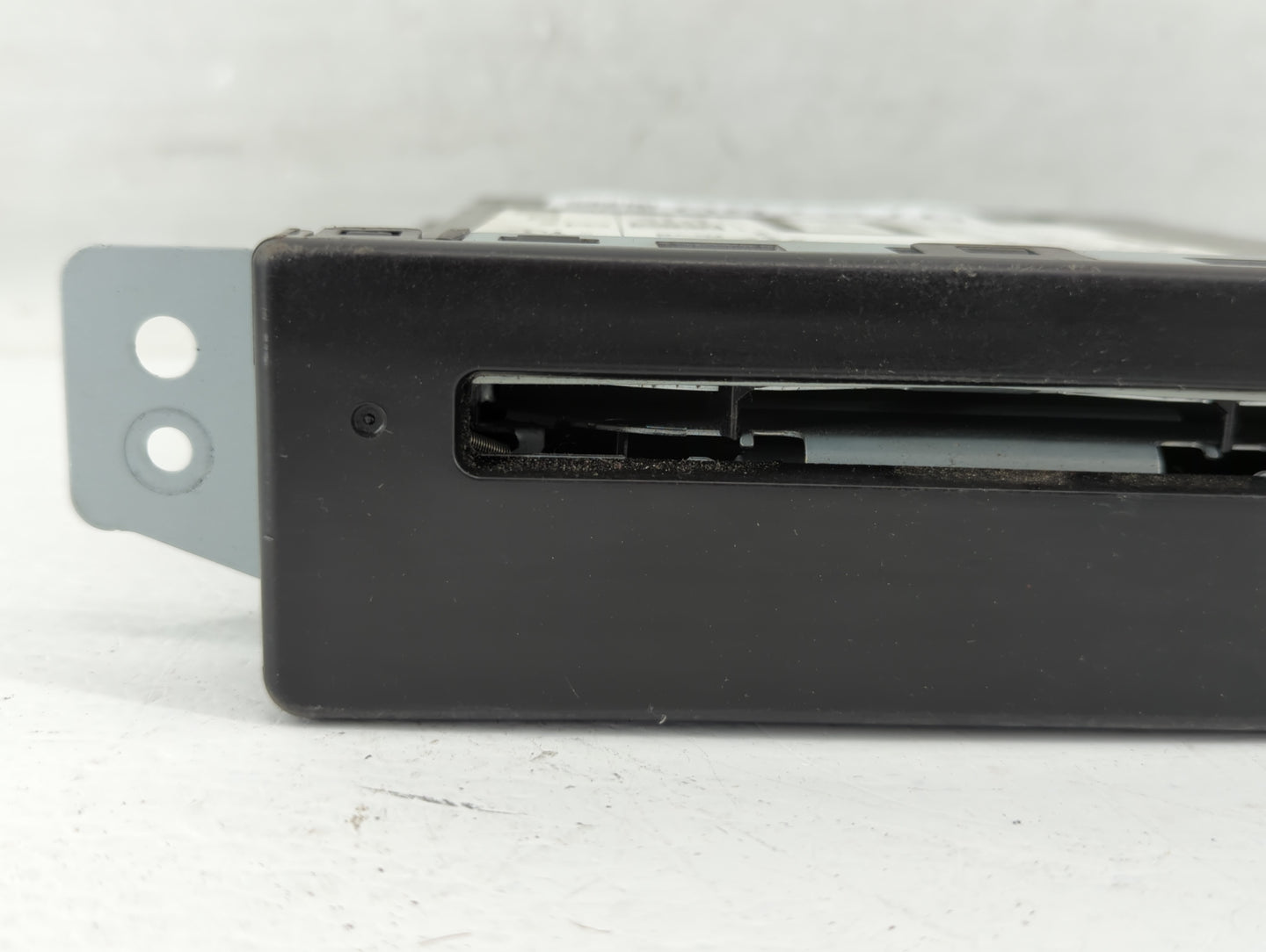 2015-2019 Chevrolet Silverado 1500 Am Fm Cd Player Radio Receiver - Oemusedautoparts1.com