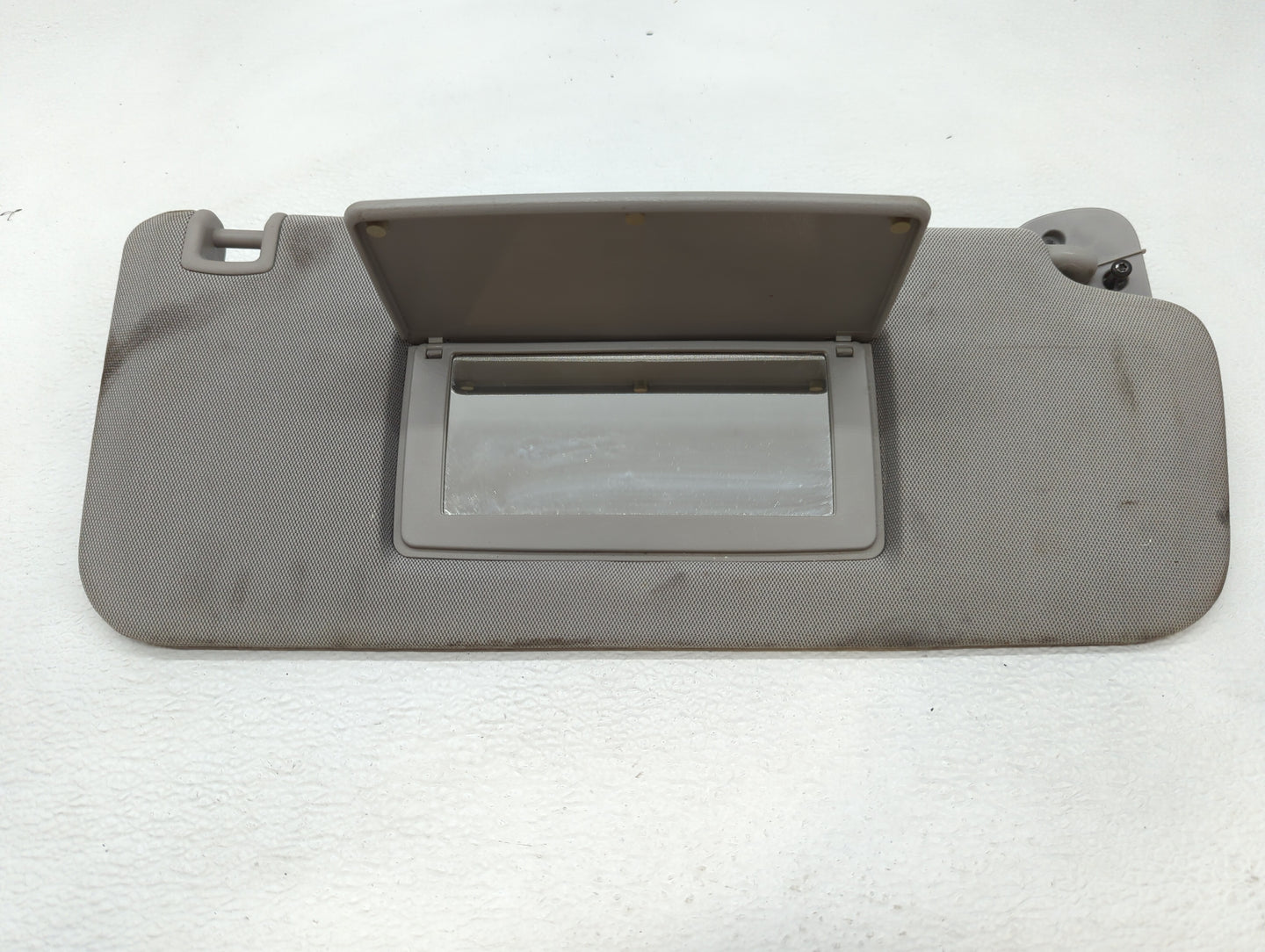 2014-2019 Chevrolet Silverado 1500 Sun Visor Shade Replacement Passenger Right Mirror Fits Fits 2014 2015 2016 2017 2018 201