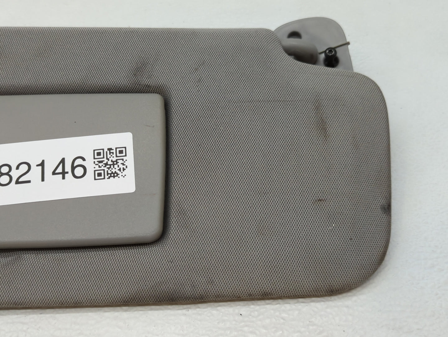 2014-2019 Chevrolet Silverado 1500 Sun Visor Shade Replacement Passenger Right Mirror Fits Fits 2014 2015 2016 2017 2018 201