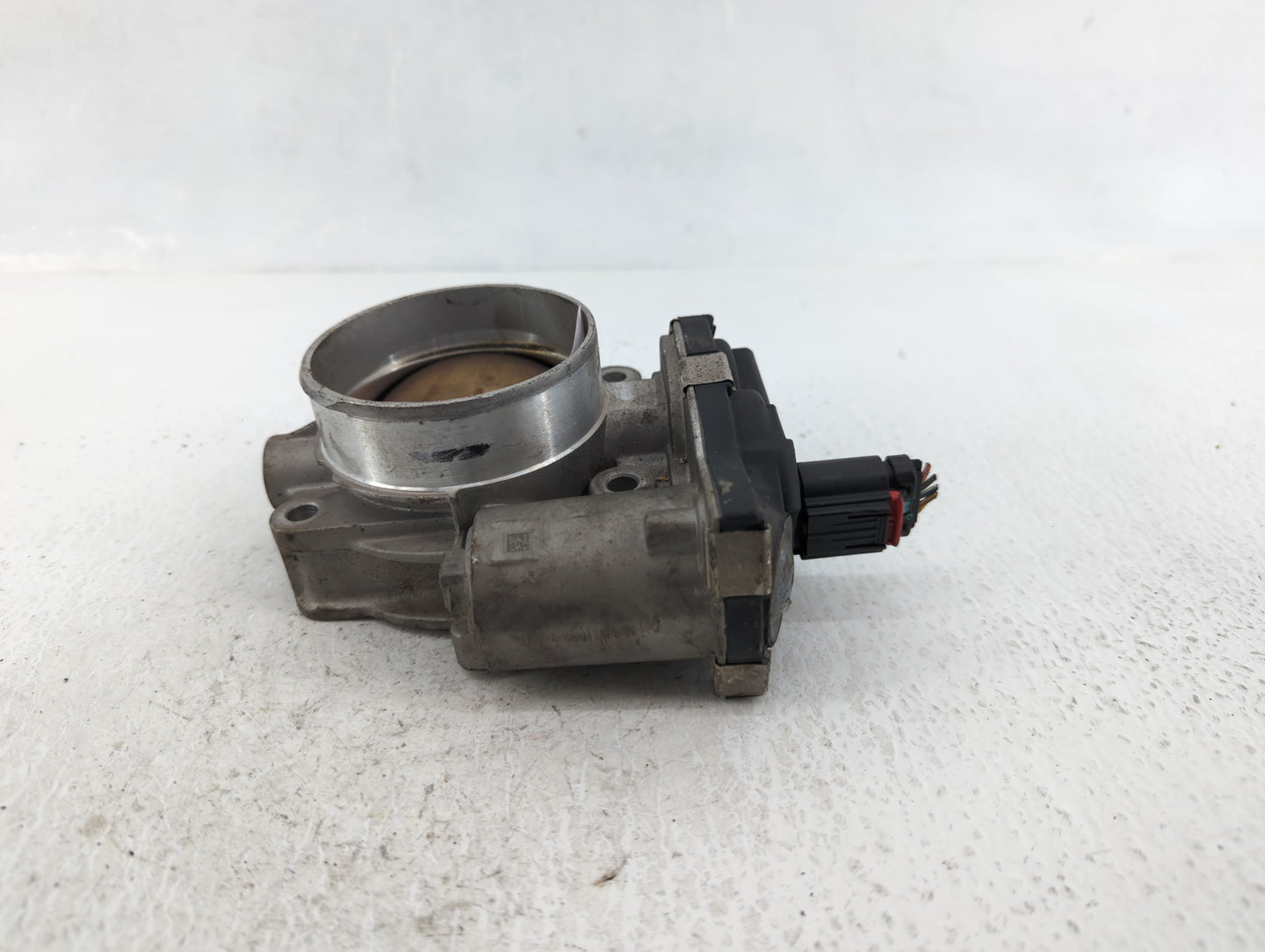 2014-2015 Chevrolet Silverado 1500 Throttle Body P/N:12632171BA Fits Fits 2014 2015 OEM Used Auto Parts - Oemusedautoparts1.