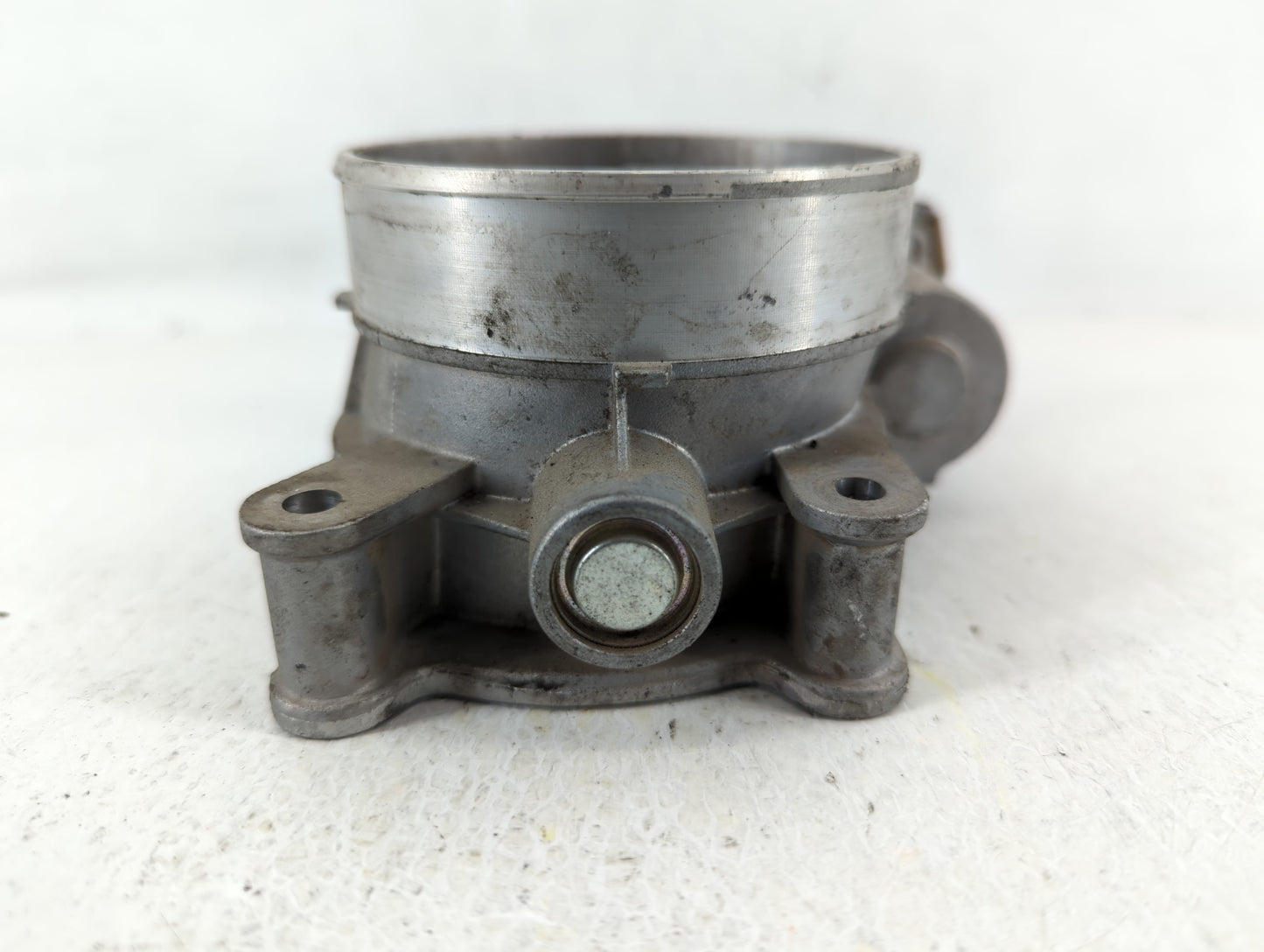 2014-2022 Chevrolet Silverado 1500 Throttle Body P/N:12617792 Fits Fits 2014 2015 2016 2017 2018 2019 2020 2021 2022 OEM Use