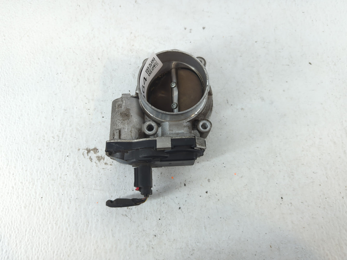 2014-2015 Chevrolet Silverado 1500 Throttle Body P/N:12632171BA Fits Fits 2014 2015 OEM Used Auto Parts - Oemusedautoparts1.