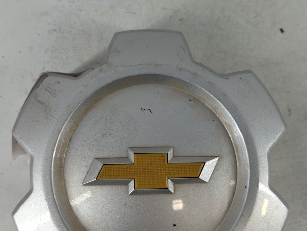 2015 Chevrolet Silverado 1500 Rim Wheel Center Cap 742975 - Oemusedautoparts1.com