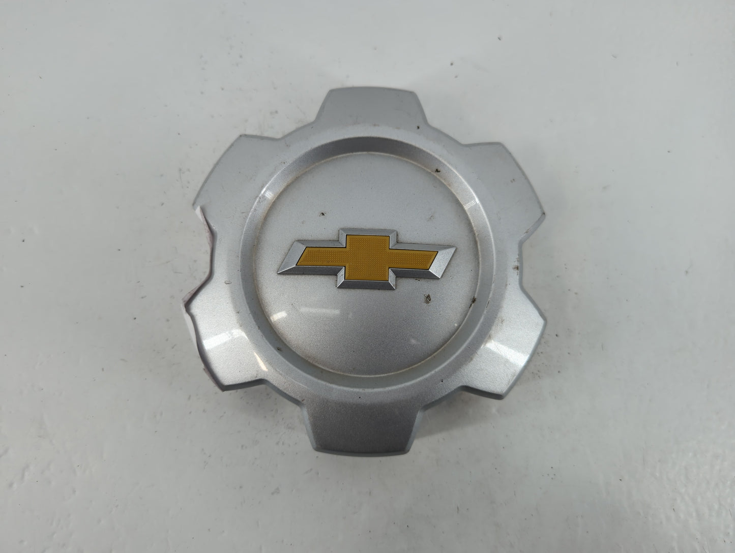 2015 Chevrolet Silverado 1500 Rim Wheel Center Cap 743121 - Oemusedautoparts1.com