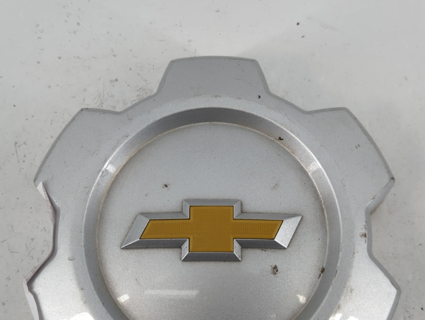 2015 Chevrolet Silverado 1500 Rim Wheel Center Cap 743121 - Oemusedautoparts1.com