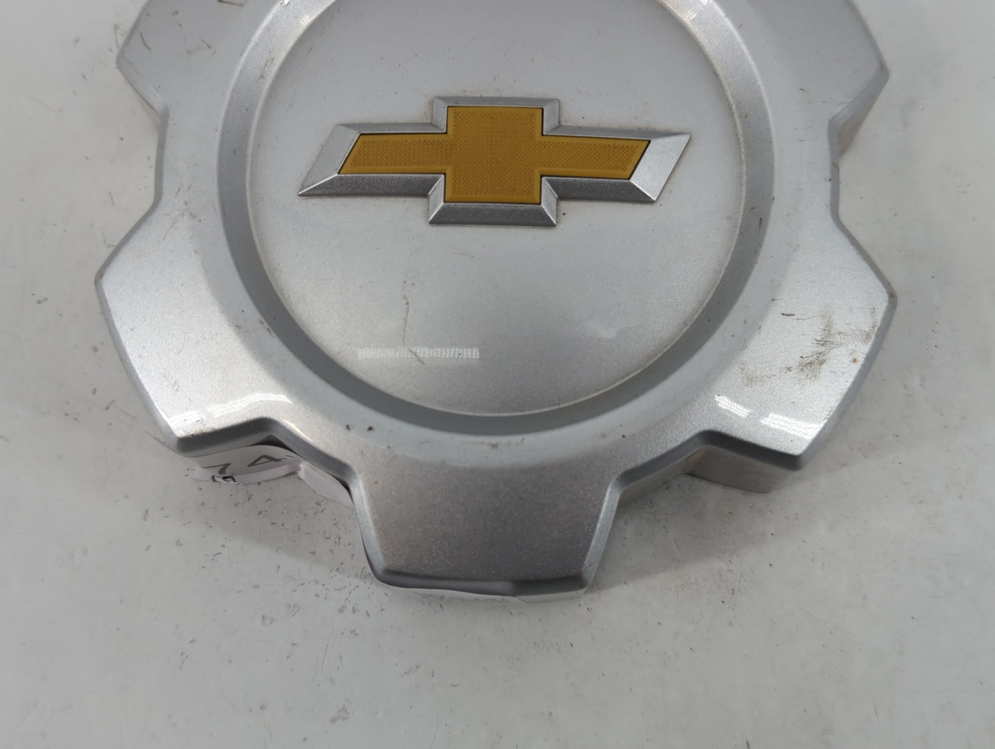 2015 Chevrolet Silverado 1500 Rim Wheel Center Cap 743156 - Oemusedautoparts1.com
