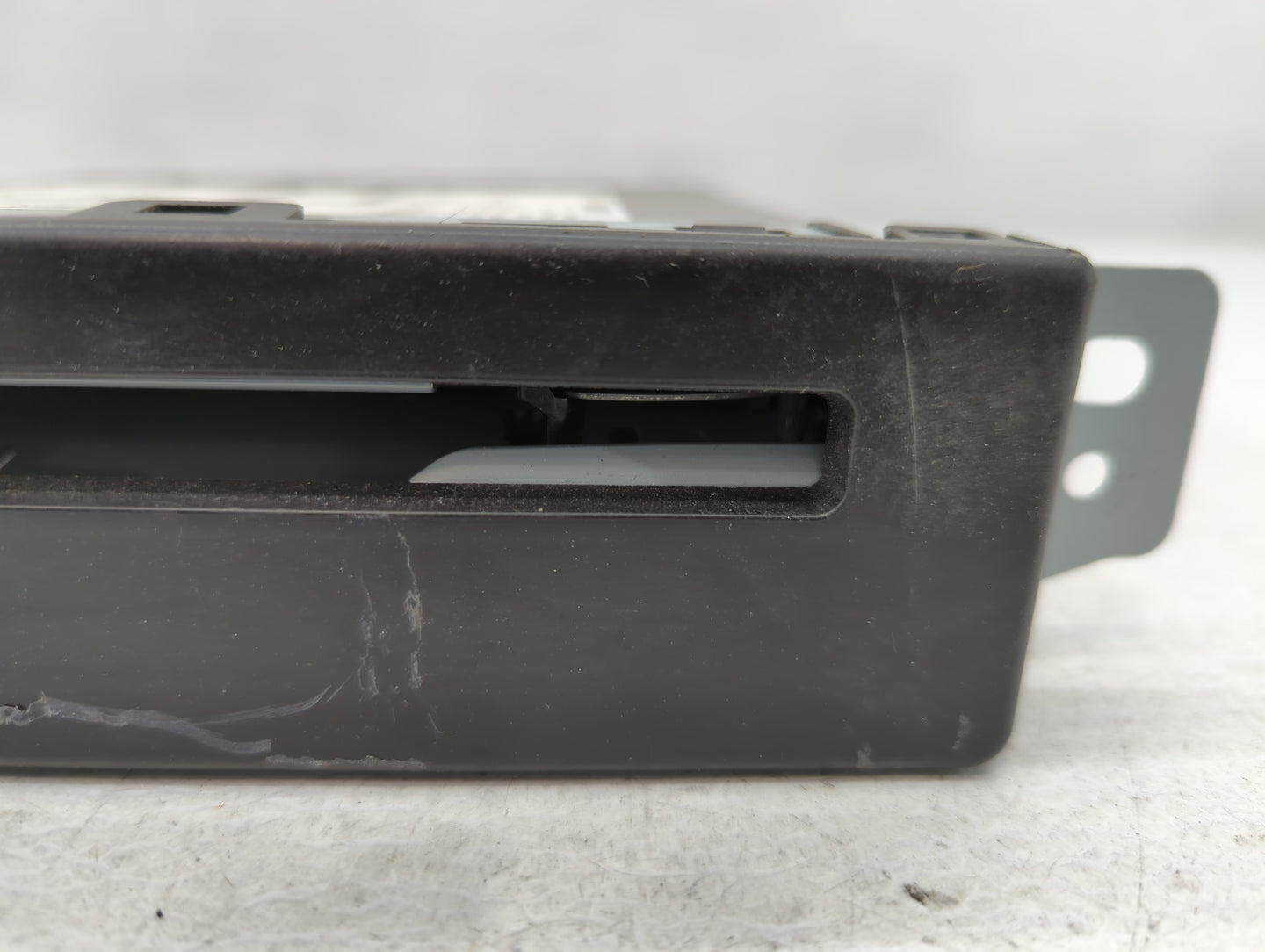2015-2019 Chevrolet Silverado 1500 Am Fm Cd Player Radio Receiver - Oemusedautoparts1.com