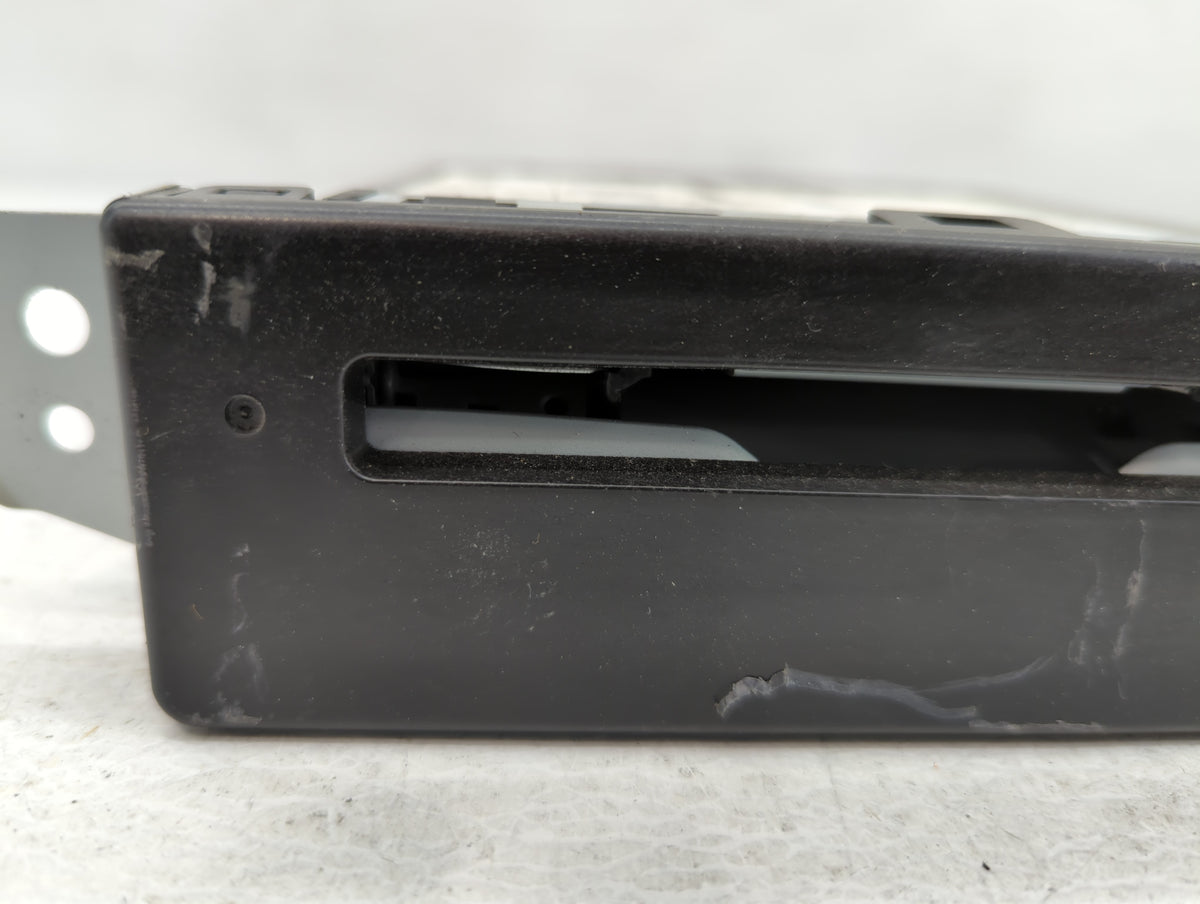 2015-2019 Chevrolet Silverado 1500 Am Fm Cd Player Radio Receiver 751555 - Oemusedautoparts1.com