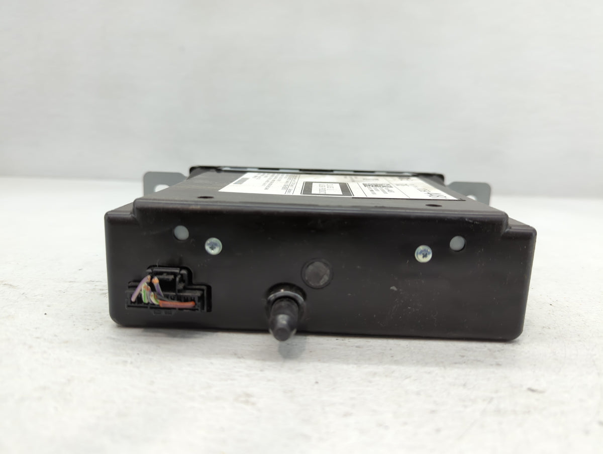 2015-2019 Chevrolet Silverado 1500 Am Fm Cd Player Radio Receiver 751555 - Oemusedautoparts1.com