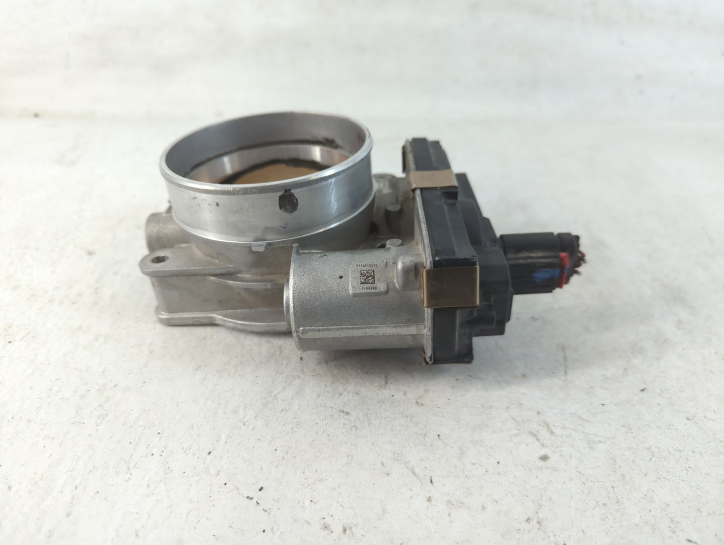2014-2022 Chevrolet Silverado 1500 Throttle Body P/N:12617792 Fits Fits 2014 2015 2016 2017 2018 2019 2020 2021 2022 OEM Use