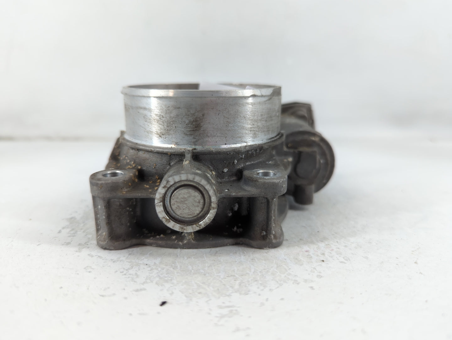 2014-2015 Chevrolet Silverado 1500 Throttle Body P/N:12632171BA Fits Fits 2014 2015 OEM Used Auto Parts - Oemusedautoparts1.