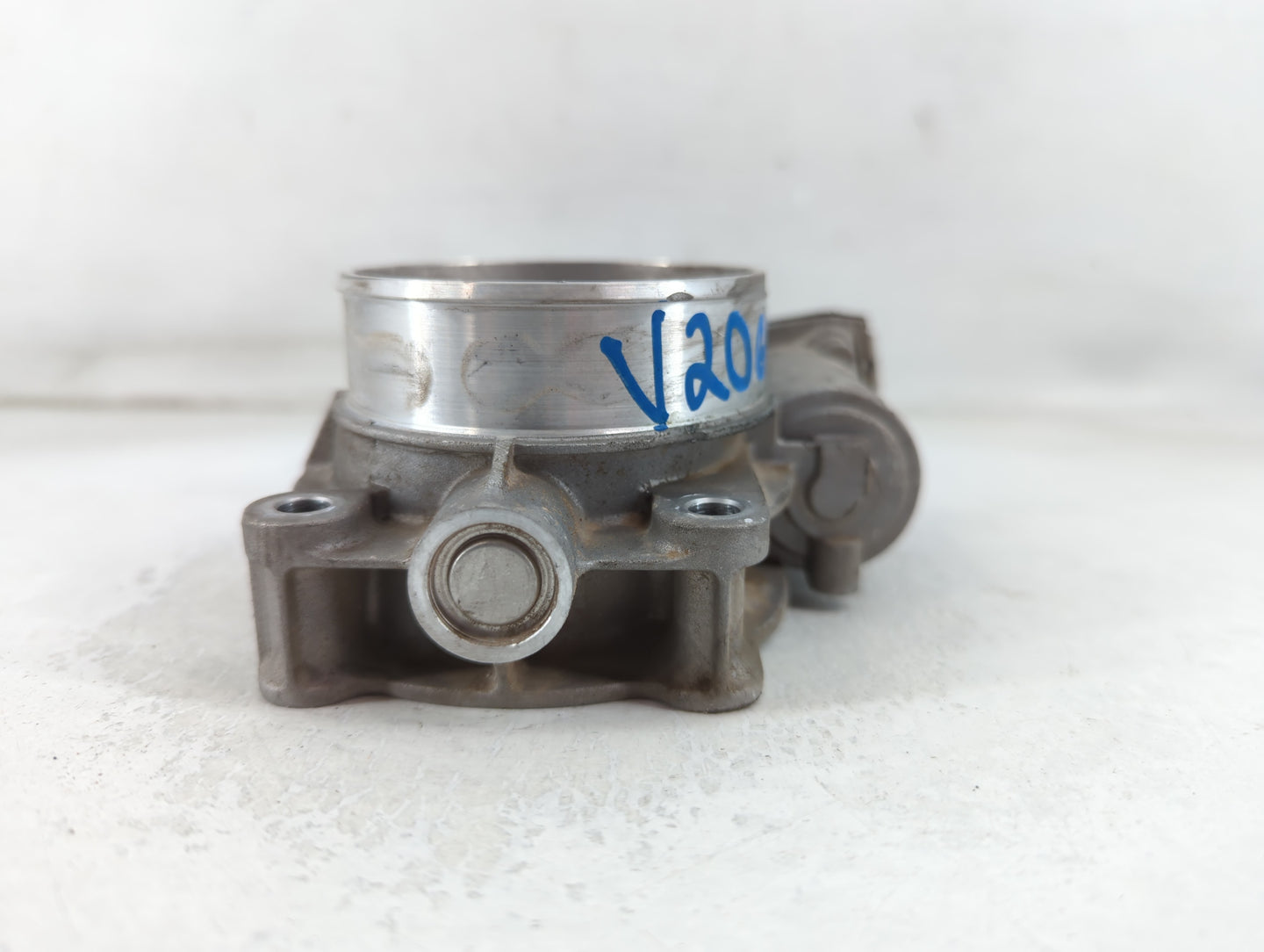 2014-2015 Chevrolet Silverado 1500 Throttle Body P/N:12632171BA Fits Fits 2014 2015 OEM Used Auto Parts - Oemusedautoparts1.