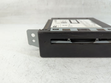 2015-2019 Chevrolet Silverado 1500 Radio AM FM Cd Player Receiver Replacement P/N:13594481 Fits Fits 2015 2016 2017 2018 2019 2020 OEM Used Auto Parts
