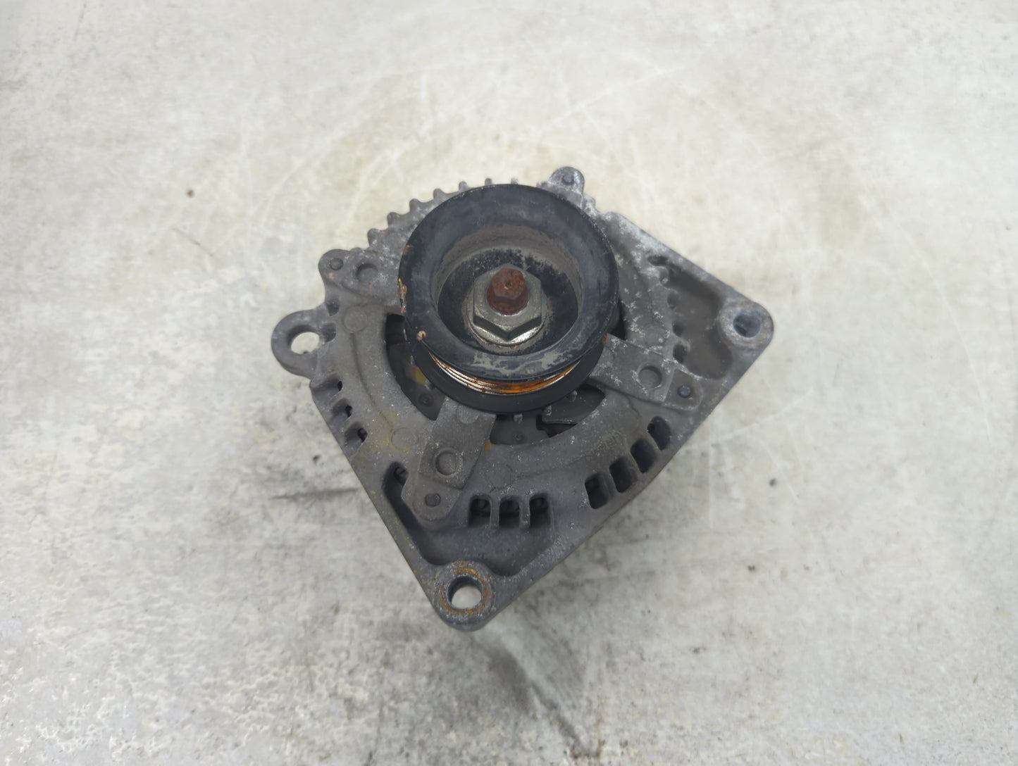 2015 Chevrolet Silverado 2500 Alternator Replacement Generator Charging Assembly Engine OEM P/N:104211-8351 23487088 Fits OE