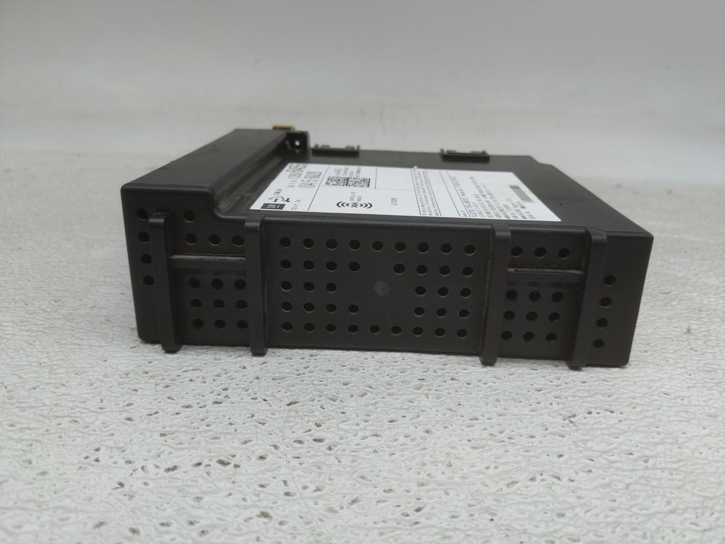 2015 Chevrolet Silverado 2500 Radio AM FM Cd Player Receiver Replacement P/N:13506455 Fits OEM Used Auto Parts - Oemusedauto