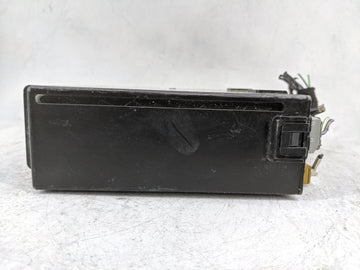 2015 Chevrolet Silverado 2500 Radio AM FM Cd Player Receiver Replacement P/N:13506455 111000-5771A101 Fits Fits 2016 OEM Used Auto Parts