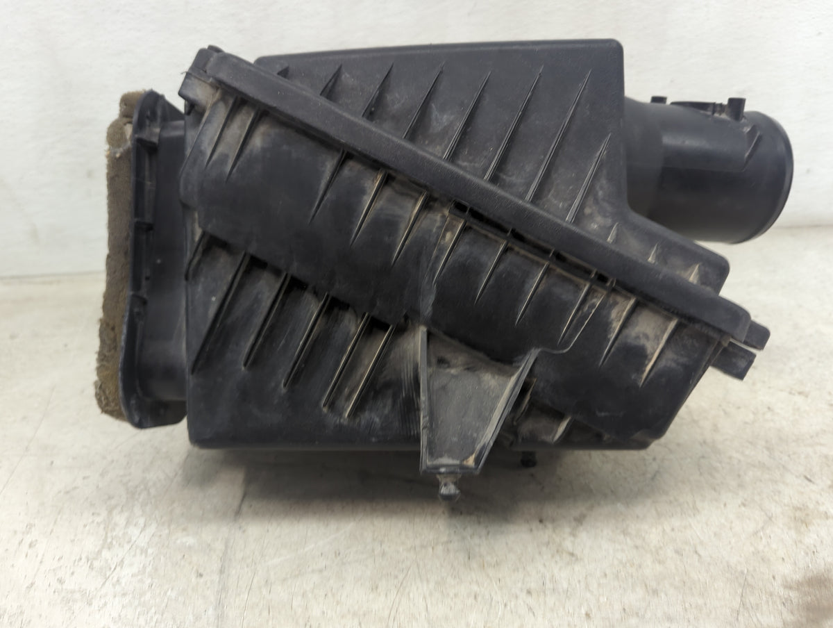Chevrolet Silverado 2500 Air Cleaner Intake-duct Hose Tube - Oemusedautoparts1.com