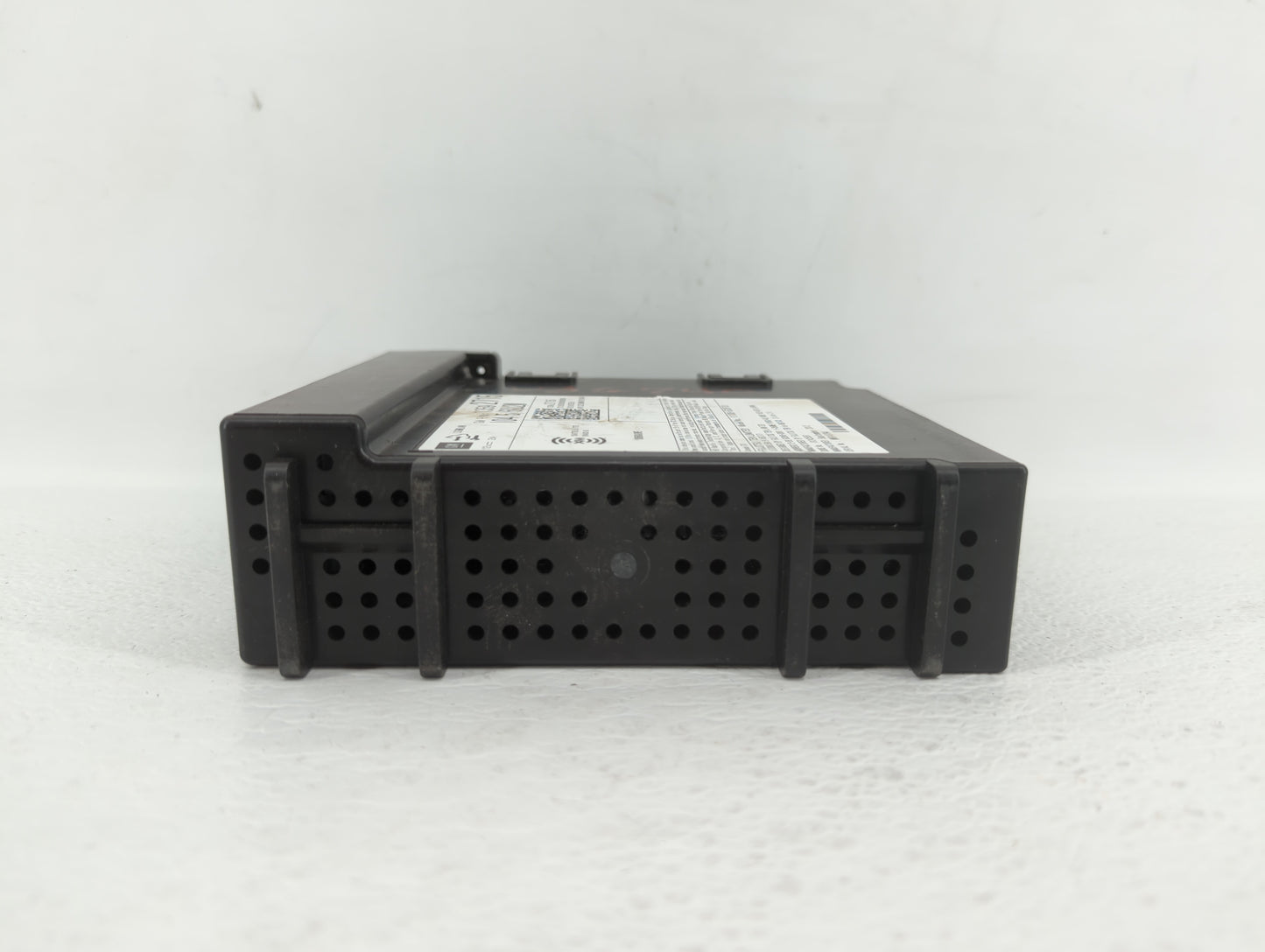2015-2015 Chevrolet Silverado 2500 Am Fm Cd Player Radio Receiver - Oemusedautoparts1.com