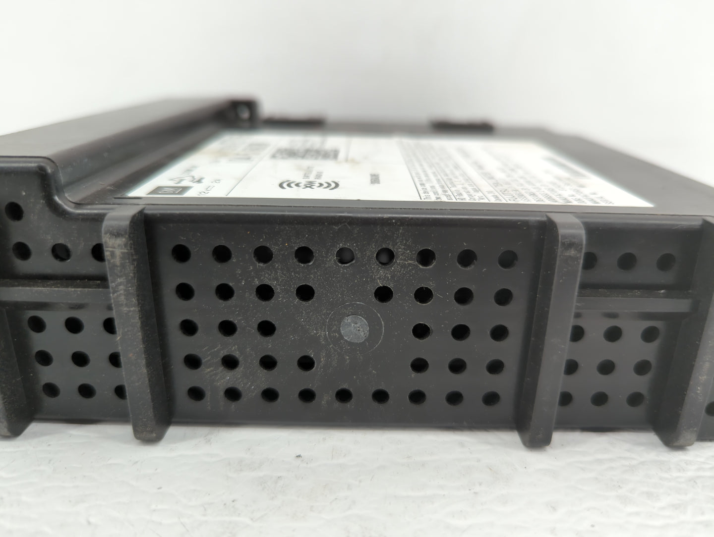 2015-2015 Chevrolet Silverado 2500 Am Fm Cd Player Radio Receiver - Oemusedautoparts1.com
