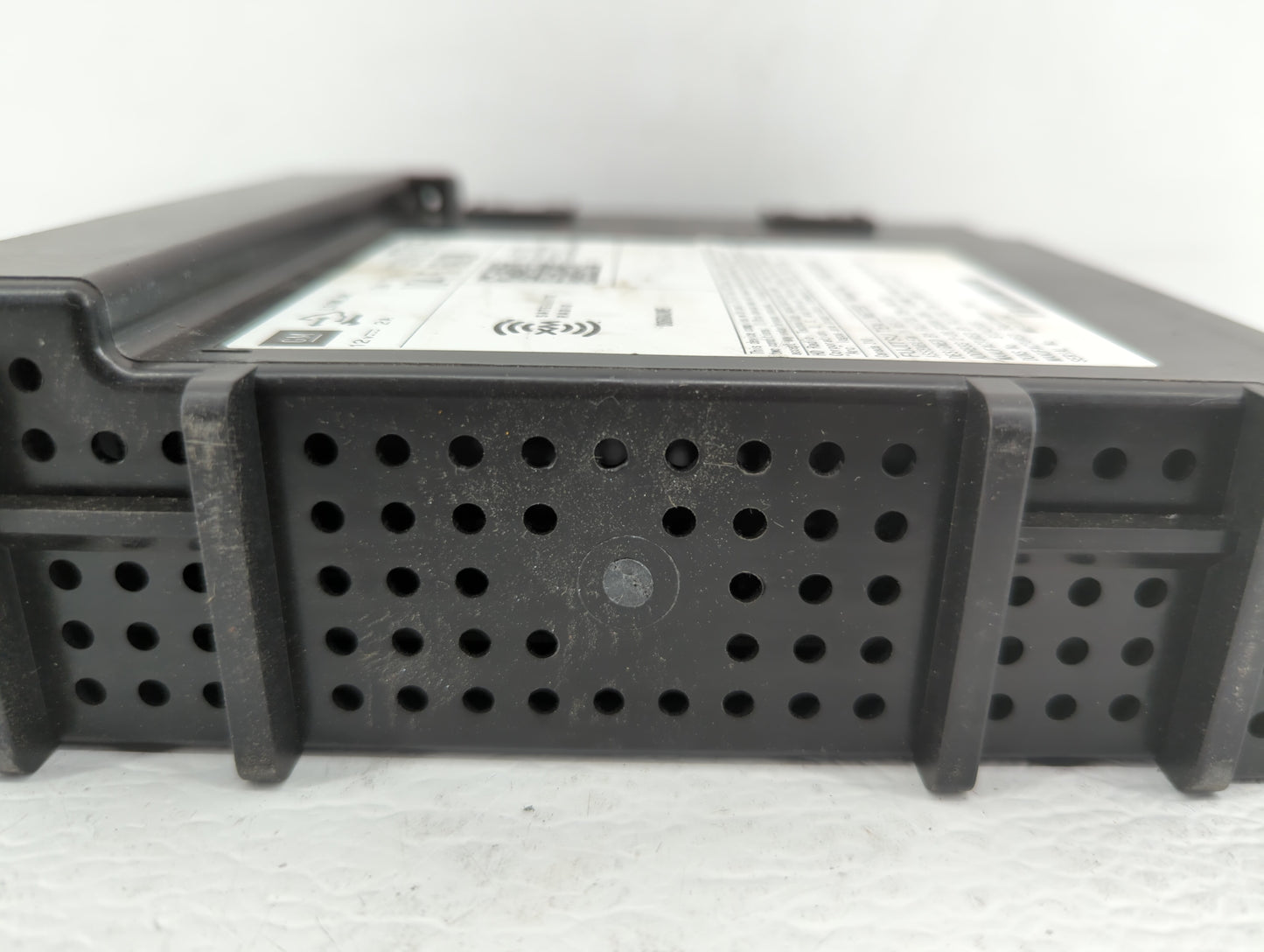 2015-2015 Chevrolet Silverado 2500 Am Fm Cd Player Radio Receiver - Oemusedautoparts1.com