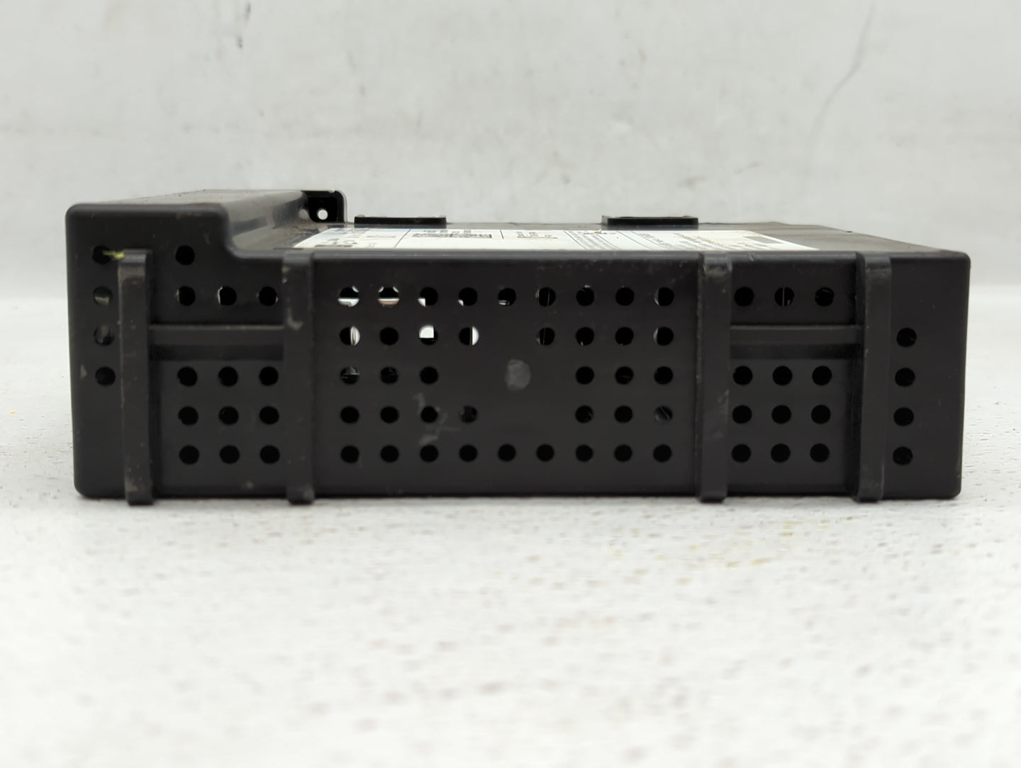 2015-2015 Chevrolet Silverado 2500 Am Fm Cd Player Radio Receiver - Oemusedautoparts1.com
