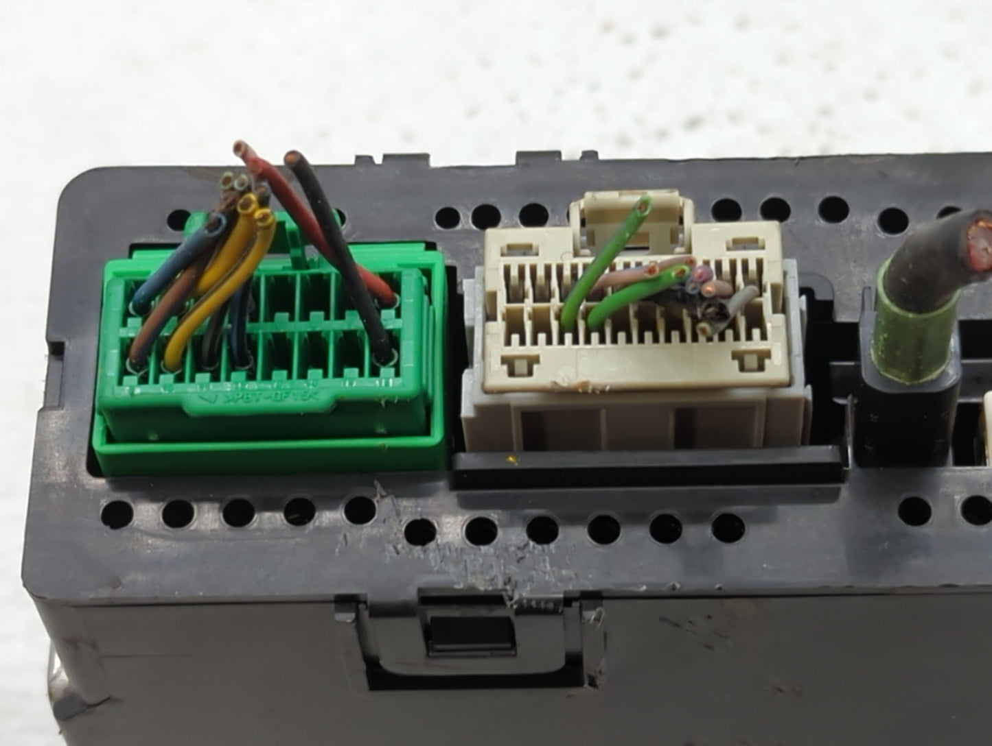 2015-2015 Chevrolet Silverado 2500 Am Fm Cd Player Radio Receiver - Oemusedautoparts1.com