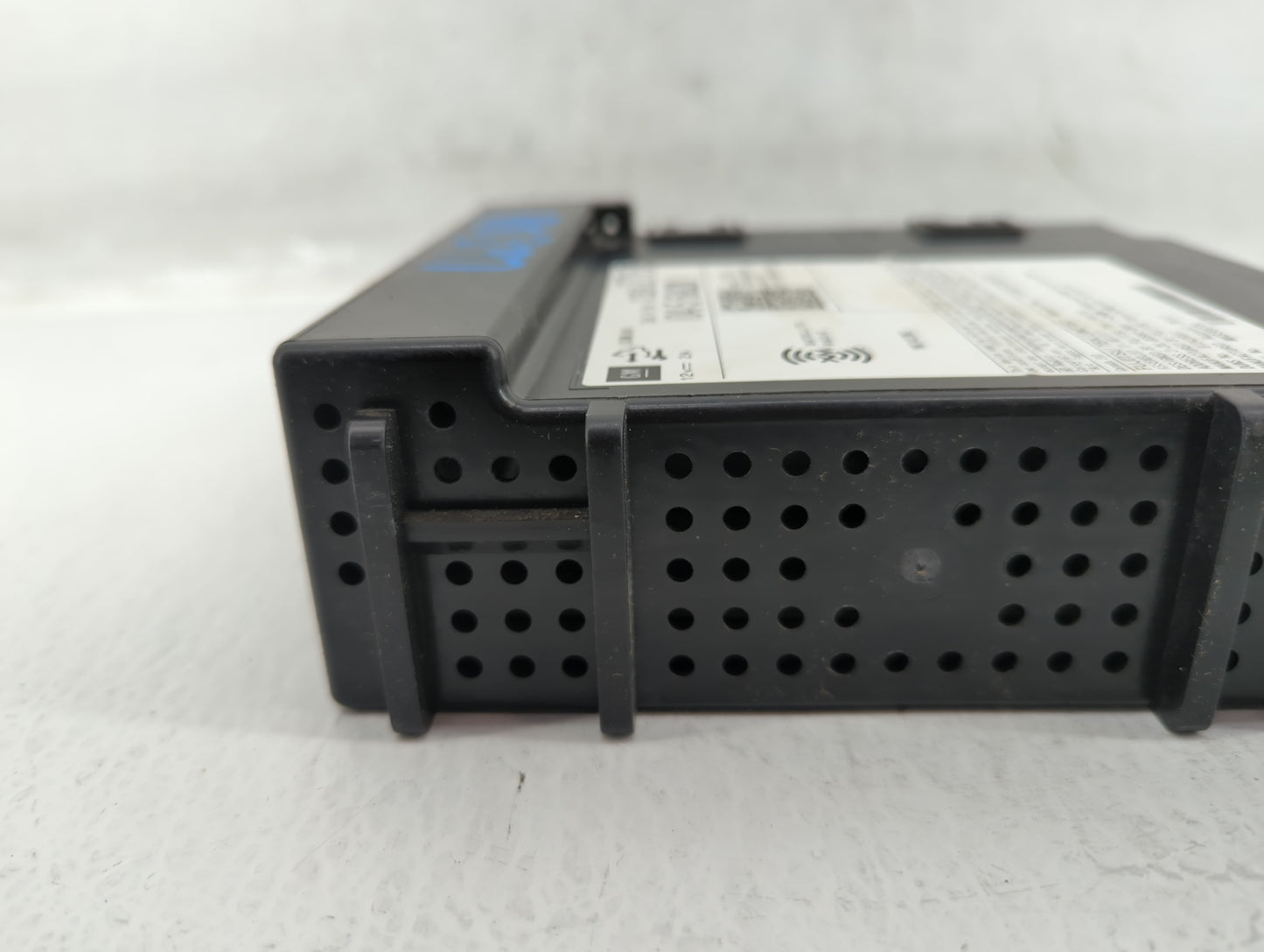2015 Chevrolet Silverado 2500 Radio AM FM Cd Player Receiver Replacement P/N:13592715 Fits Fits 2013 2014 OEM Used Auto Part
