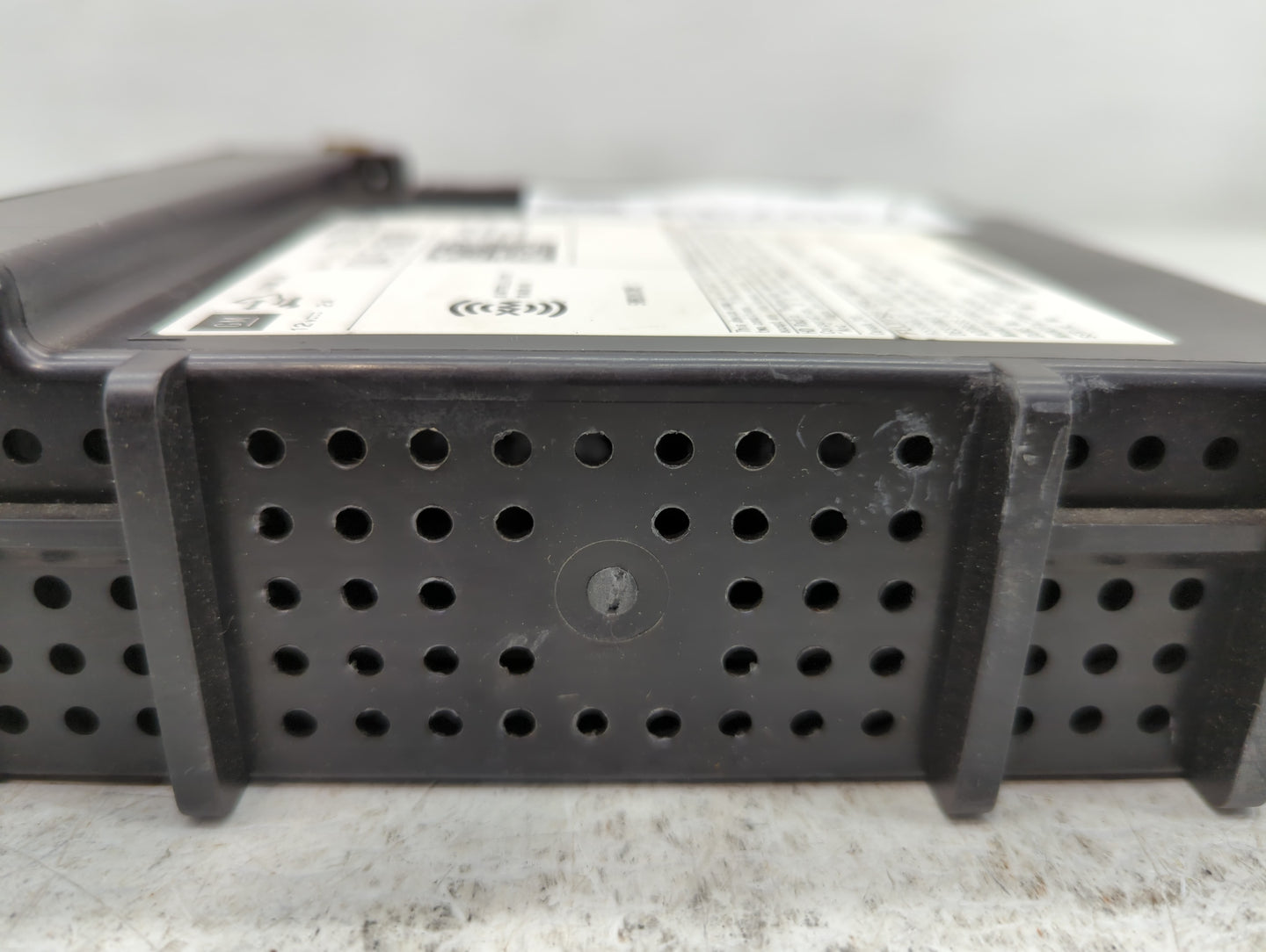 2015 Chevrolet Silverado 2500 Radio AM FM Cd Player Receiver Replacement P/N:13592804 Fits Fits 2013 2014 OEM Used Auto Part