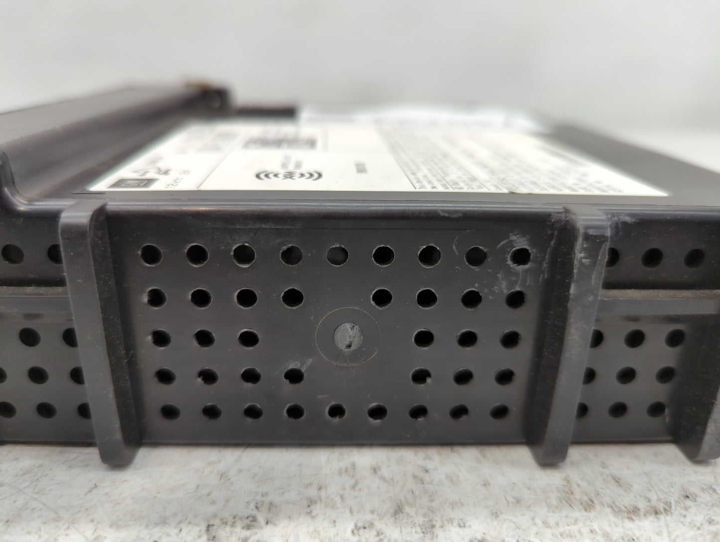 2015 Chevrolet Silverado 2500 Radio AM FM Cd Player Receiver Replacement P/N:13592804 Fits Fits 2013 2014 OEM Used Auto Part