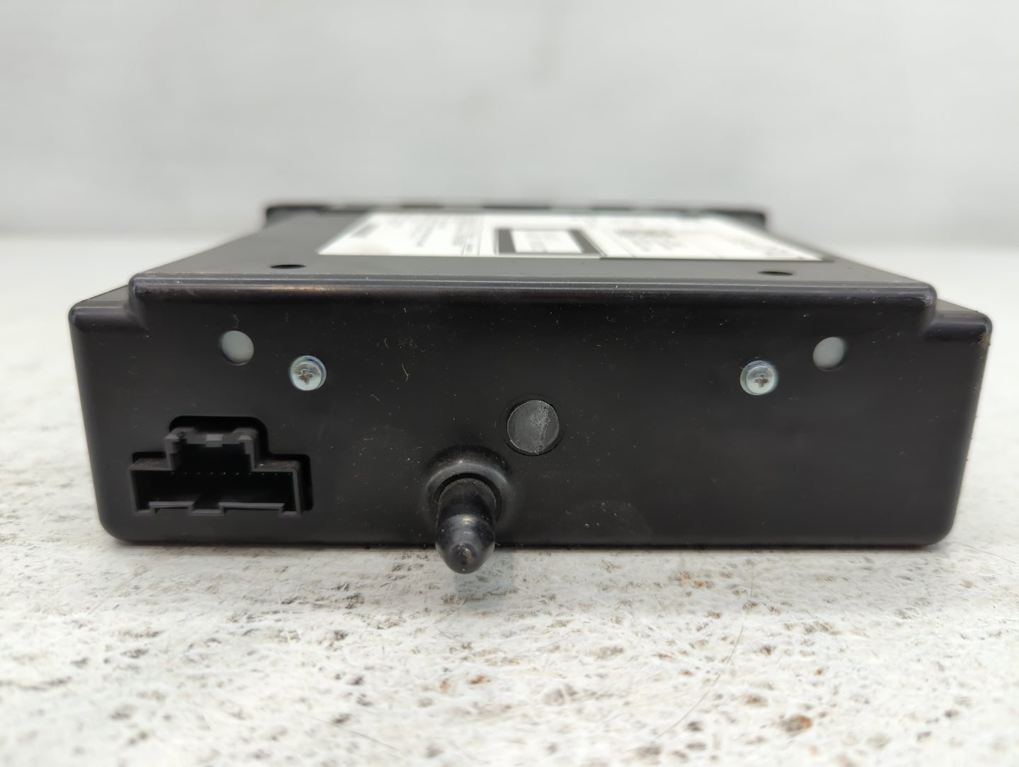 2015 Chevrolet Silverado 2500 Radio AM FM Cd Player Receiver Replacement P/N:13590747 Fits Fits 2013 2014 OEM Used Auto Part
