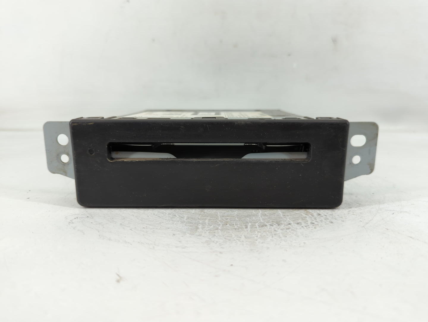 2015-2018 Chevrolet Silverado 2500 Radio AM FM Cd Player Receiver Replacement P/N:13594481 Fits Fits 2015 2016 2017 2018 201