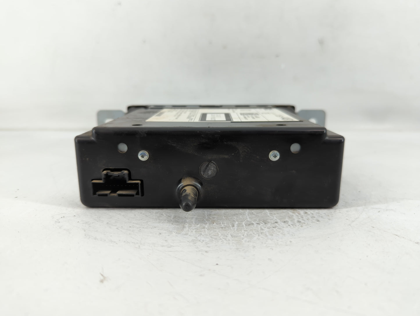 2015-2018 Chevrolet Silverado 2500 Radio AM FM Cd Player Receiver Replacement P/N:13594481 Fits Fits 2015 2016 2017 2018 201