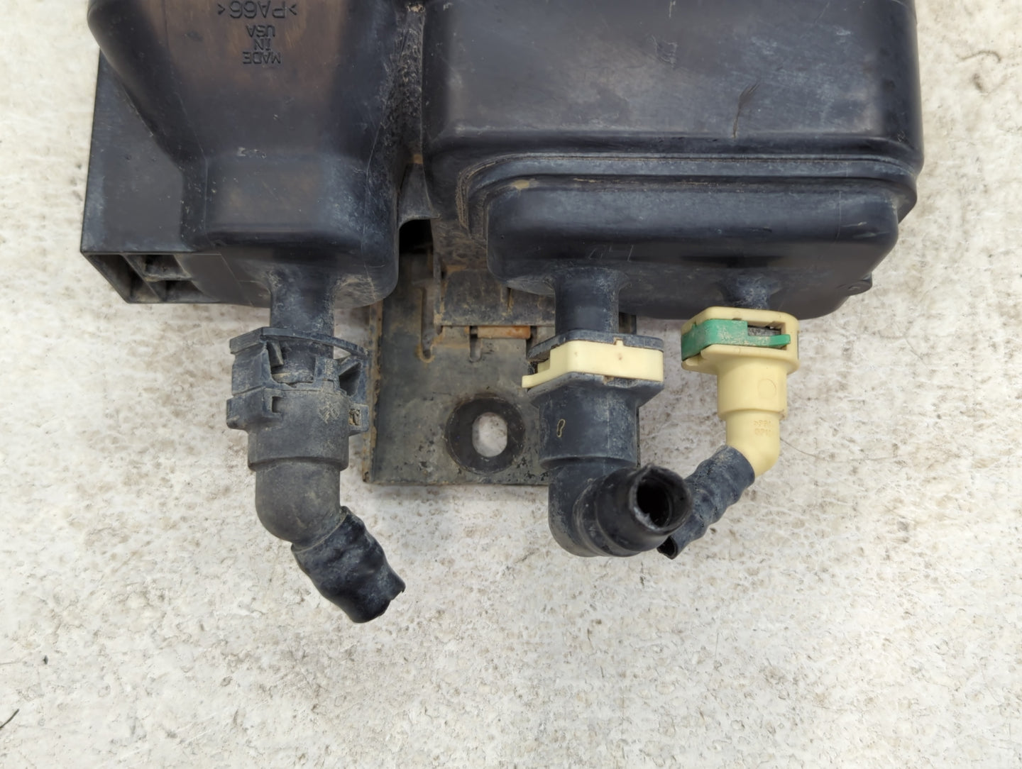 2015 Chevrolet Silverado 2500 Fuel Vapor Charcoal Canister - Oemusedautoparts1.com
