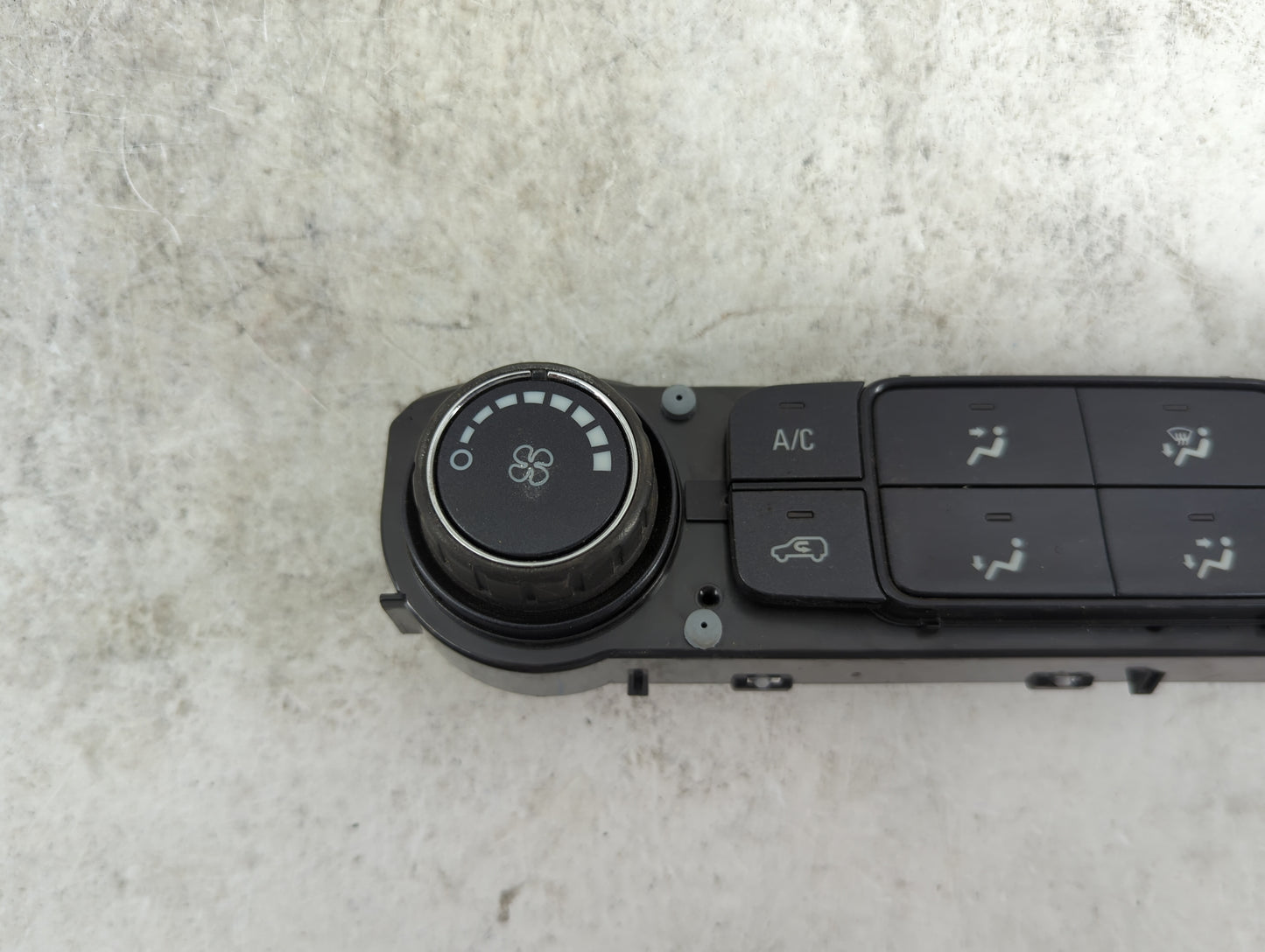2015-2018 Chevrolet Silverado 3500 Climate Control Module Temperature AC/Heater Replacement P/N:23486621 815372982 Fits OEM 