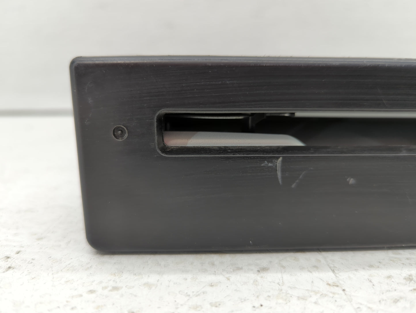2015-2015 Chevrolet Silverado 3500 Am Fm Cd Player Radio Receiver - Oemusedautoparts1.com
