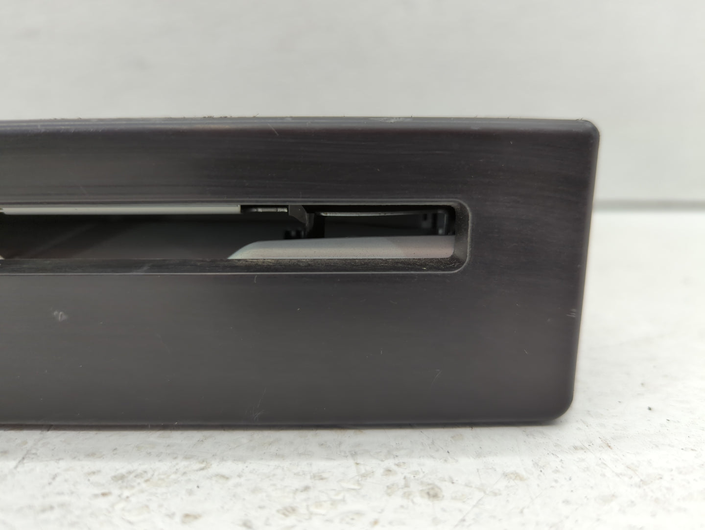 2015-2015 Chevrolet Silverado 3500 Am Fm Cd Player Radio Receiver - Oemusedautoparts1.com