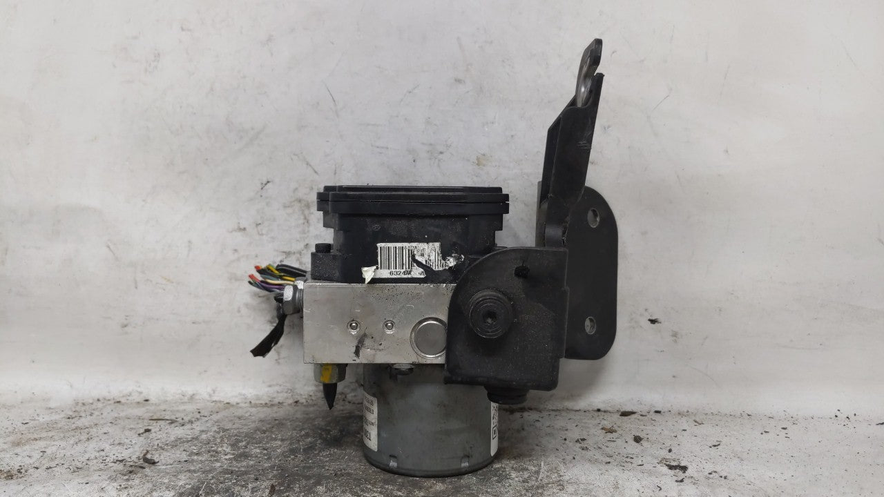 2015-2016 Chevrolet Sonic ABS Pump Control Module Replacement P/N:94781825 Fits Fits 2015 2016 OEM Used Auto Parts - Oemused
