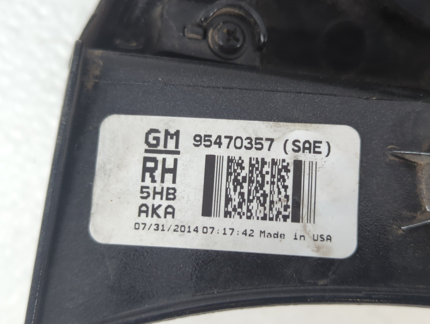 2012-2016 Chevrolet Sonic Tail Light Assembly Passenger Right OEM P/N:95470357 Fits Fits 2012 2013 2014 2015 2016 OEM Used A