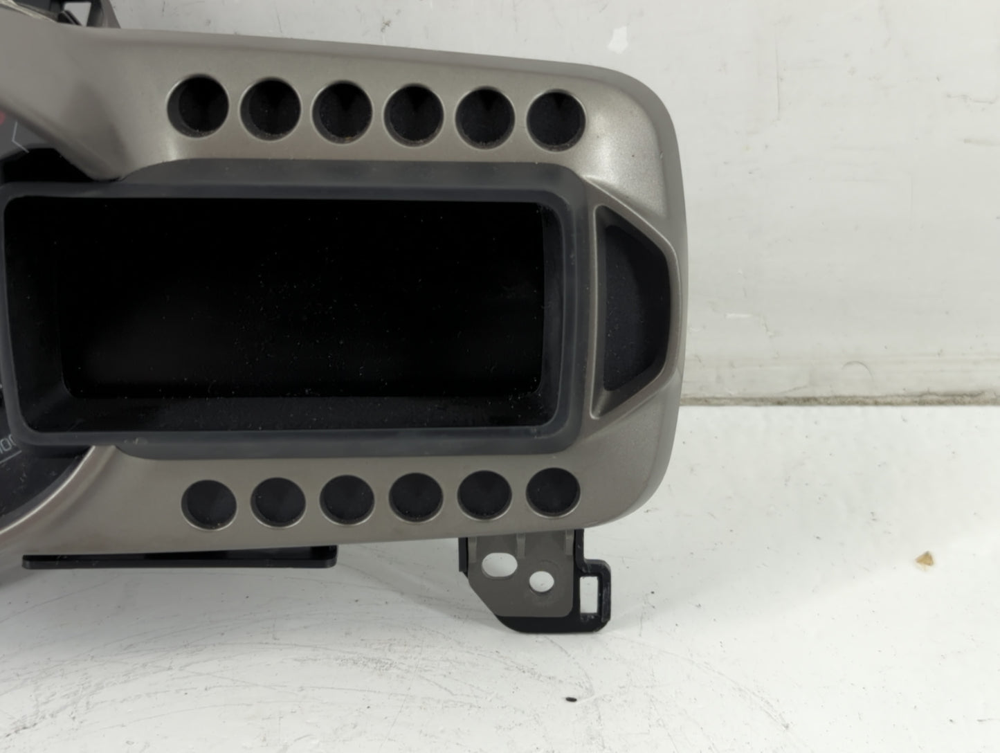 2015 Chevrolet Sonic Instrument Cluster Speedometer Gauges P/N:95271786 Fits OEM Used Auto Parts - Oemusedautoparts1.com