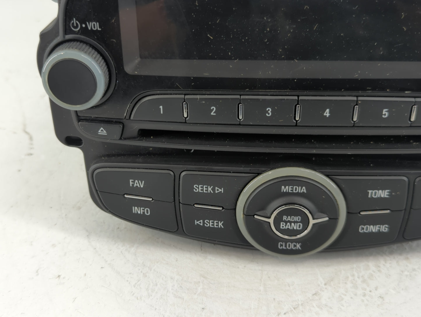 2015-2016 Chevrolet Sonic Radio AM FM Cd Player Receiver Replacement P/N:94522488 Fits Fits 2015 2016 OEM Used Auto Parts - 