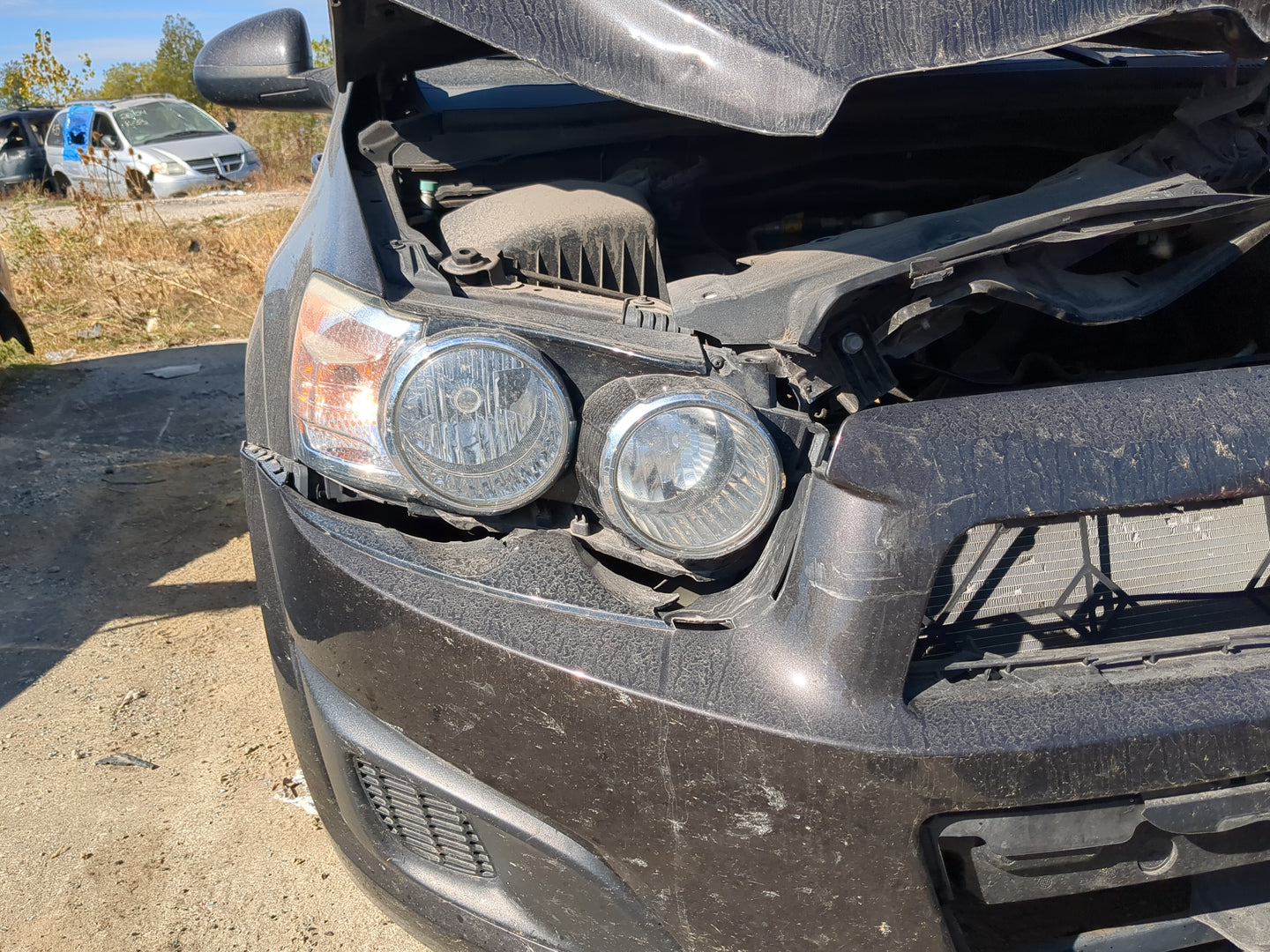 2012-2015 Chevrolet Sonic Passenger Right Oem Head Light Headlight Lamp - Oemusedautoparts1.com