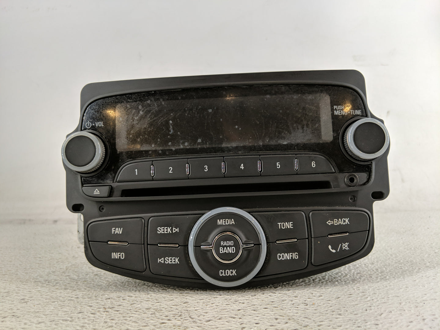 2015 Chevrolet Sonic Radio AM FM Cd Player Receiver Replacement P/N:4533602 Fits OEM Used Auto Parts - Oemusedautoparts1.com