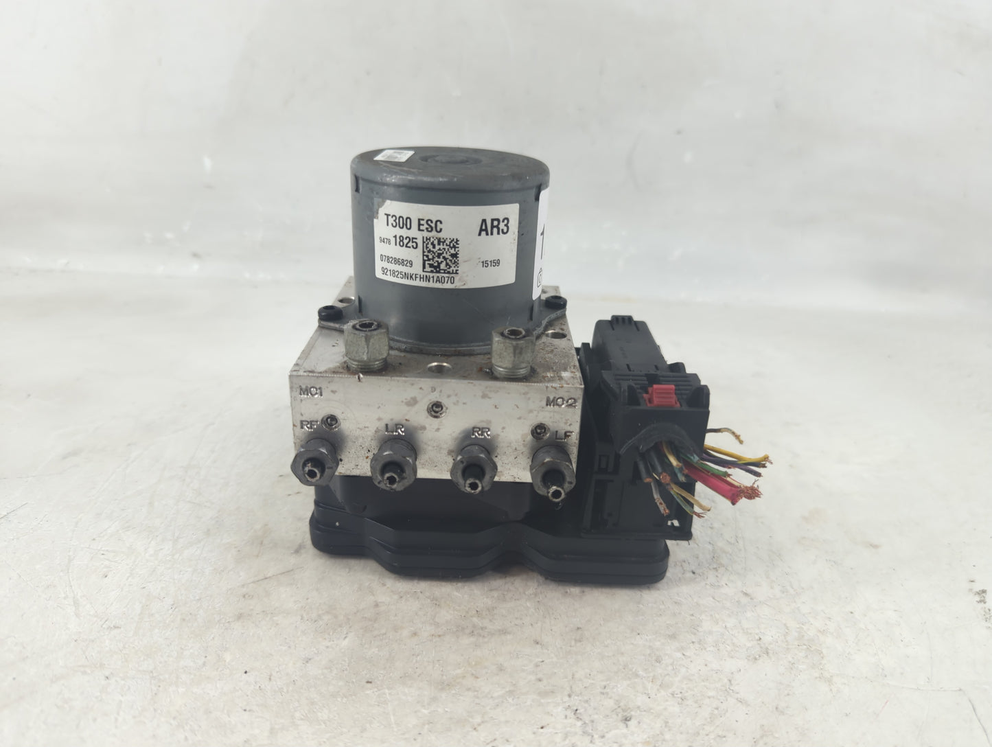 2015-2016 Chevrolet Sonic ABS Pump Control Module Replacement P/N:94781825 Fits Fits 2015 2016 OEM Used Auto Parts - Oemused