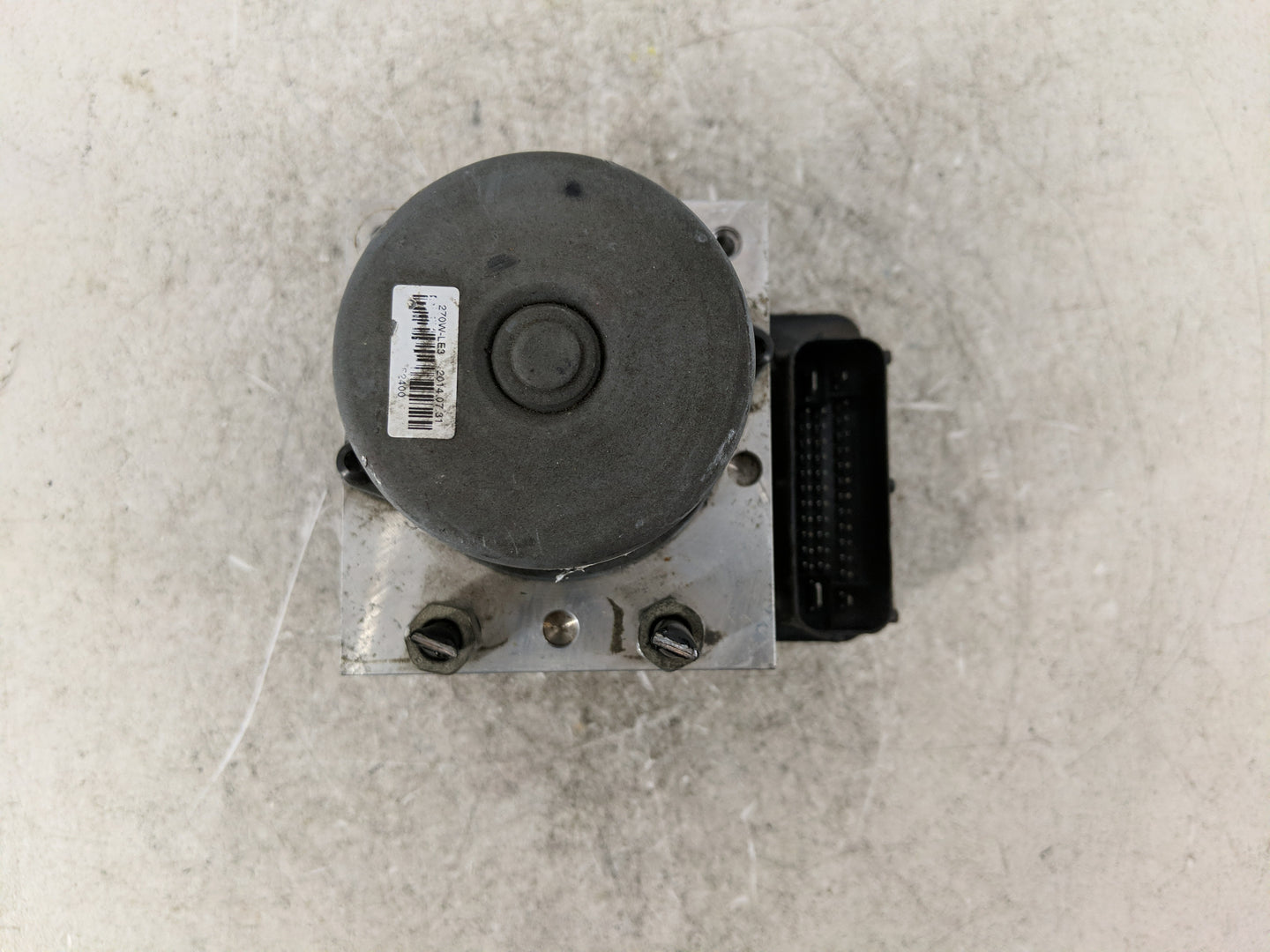 2015-2016 Chevrolet Sonic ABS Pump Control Module Replacement P/N:94781825 Fits Fits 2015 2016 OEM Used Auto Parts - Oemused