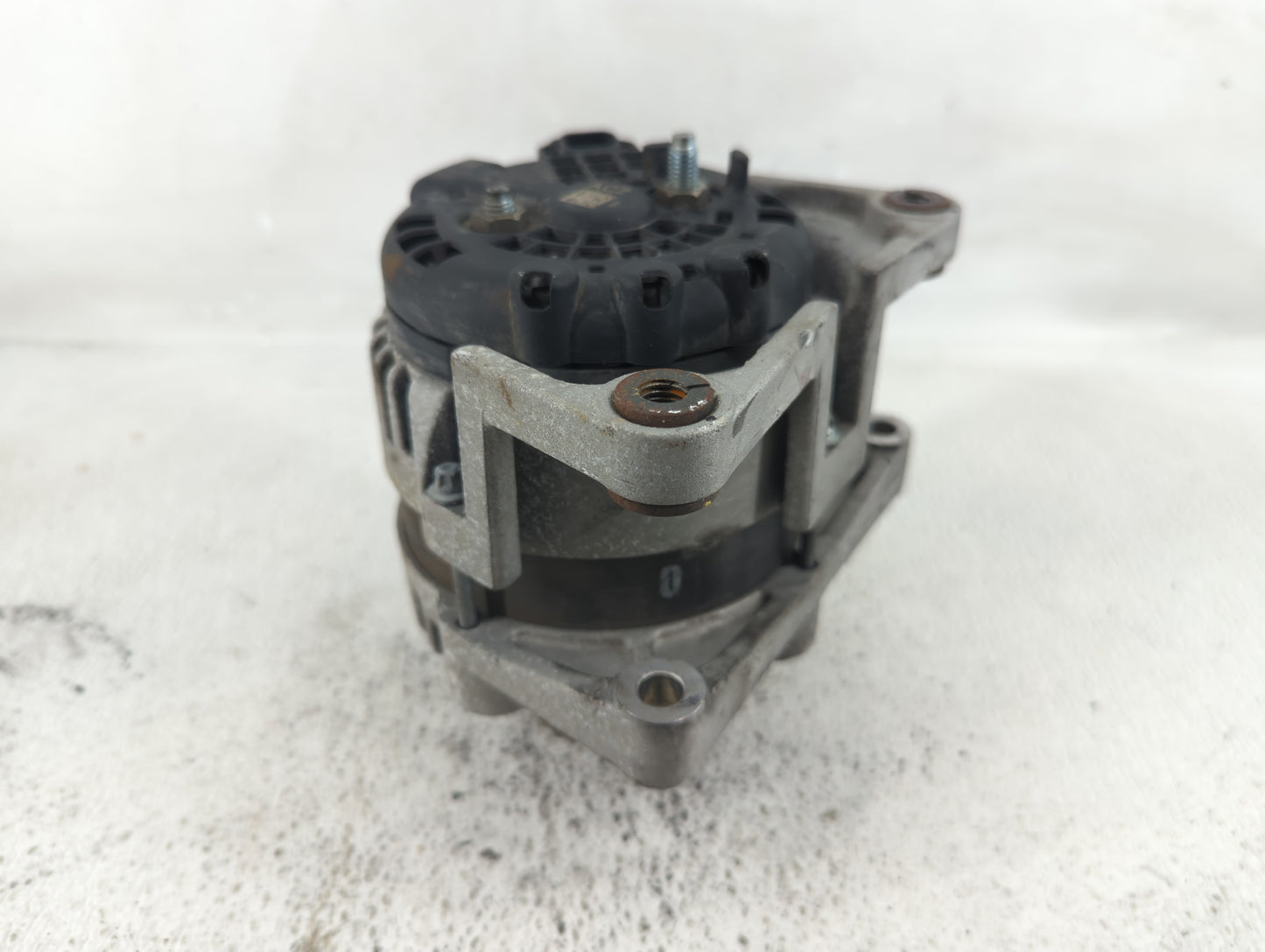 2012-2018 Chevrolet Sonic Alternator Replacement Generator Charging Assembly Engine OEM P/N:13579666 Fits OEM Used Auto Part