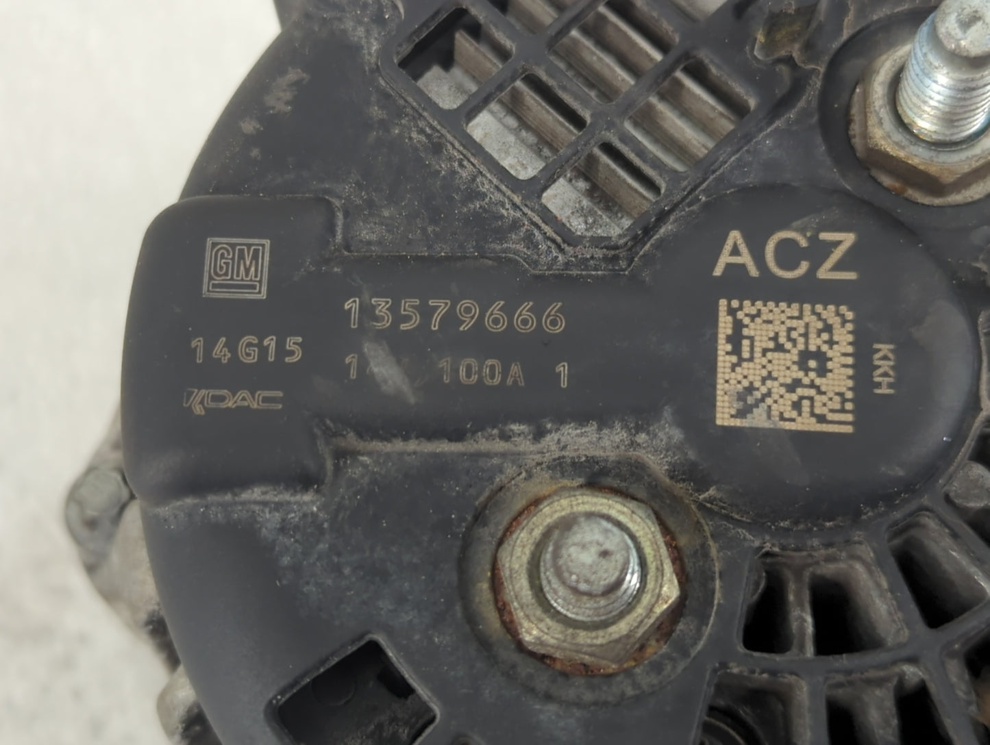 2012-2018 Chevrolet Sonic Alternator Replacement Generator Charging Assembly Engine OEM P/N:13579666 Fits OEM Used Auto Part