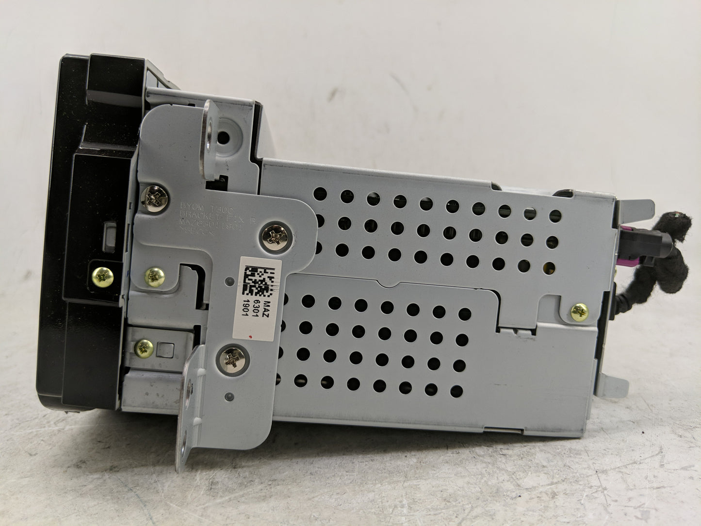 2015 Chevrolet Sonic Radio AM FM Cd Player Receiver Replacement P/N:95433955 Fits OEM Used Auto Parts - Oemusedautoparts1.co