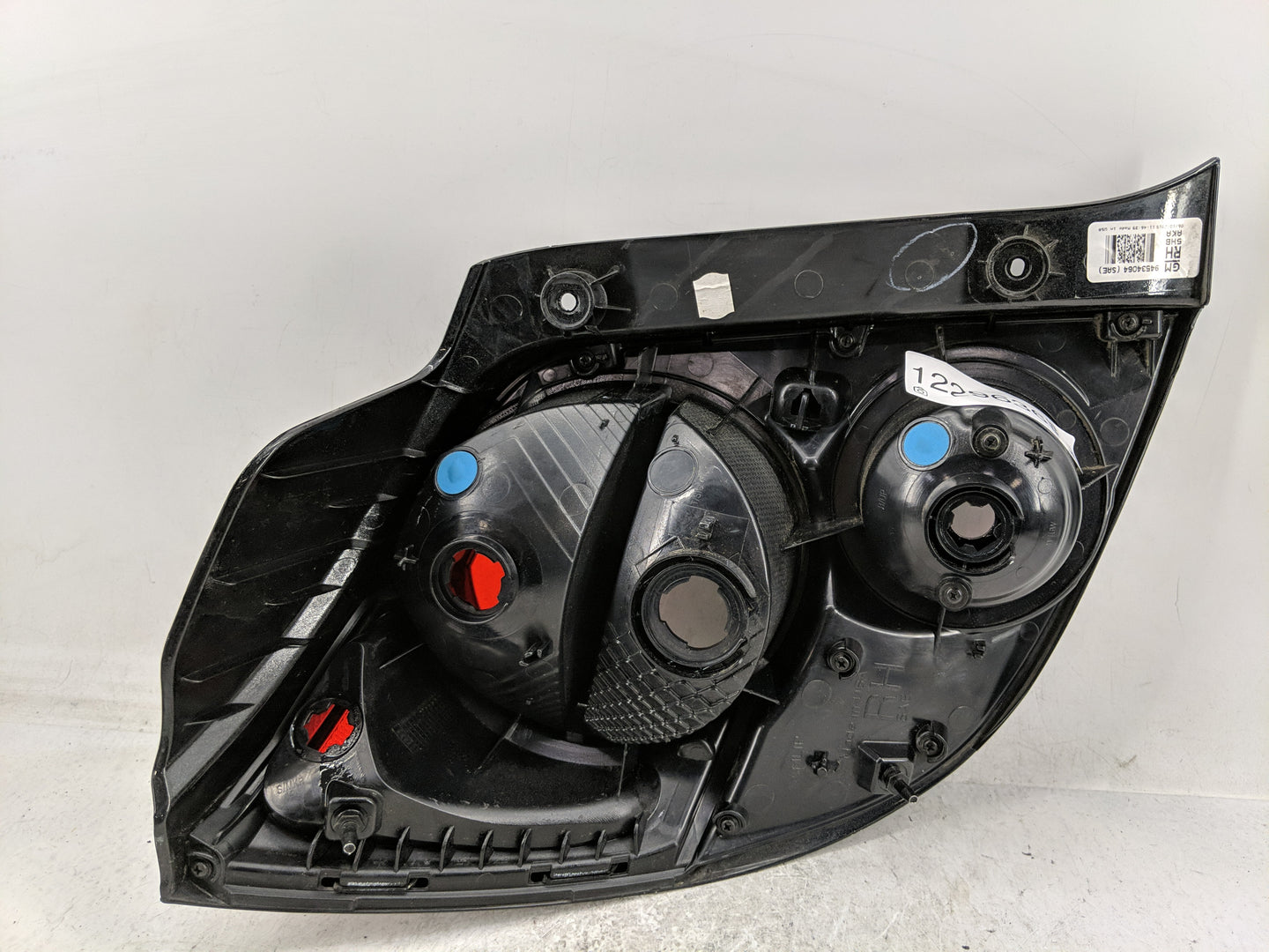 2012-2016 Chevrolet Sonic Tail Light Assembly Passenger Right OEM P/N:94534064 Fits Fits 2012 2013 2014 2015 2016 OEM Used A