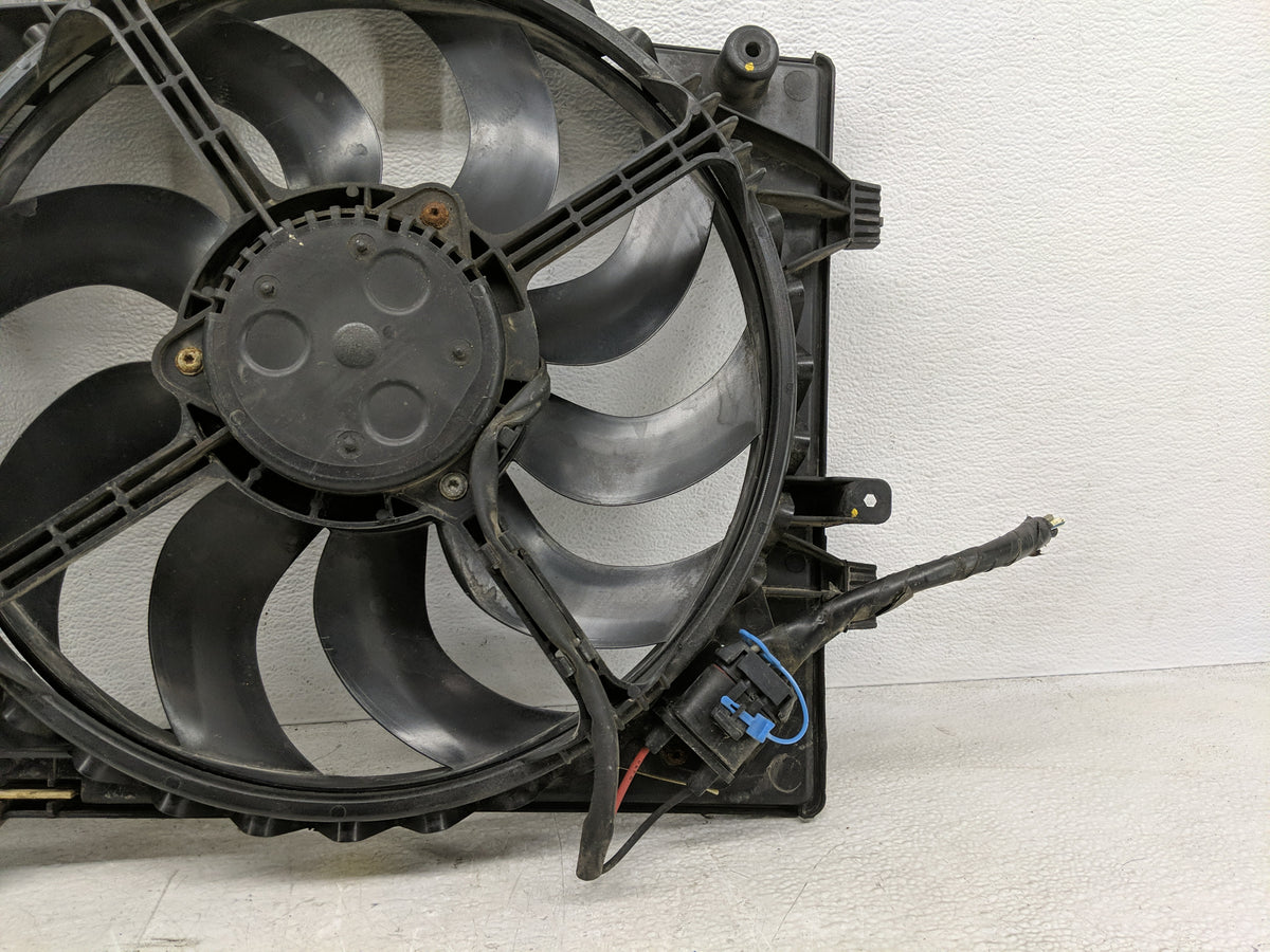 2014-2015 Chevrolet Sonic Electric Radiator Cooling Fan Motor Assembly P/N:8D2640000 Fits Fits 2014 2015 OEM Used Auto Parts