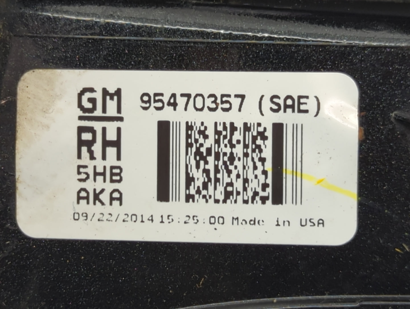 2012-2016 Chevrolet Sonic Tail Light Assembly Passenger Right OEM P/N:95470357 Fits Fits 2012 2013 2014 2015 2016 OEM Used A